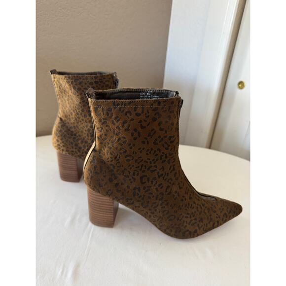 Coconuts by Matisse Clarissa Zipper Heeled Booties - Wildly Stylish - 9M - Picture 3 of 7